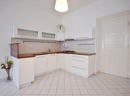 Pronájem bytu, 2+kk, 63 m²