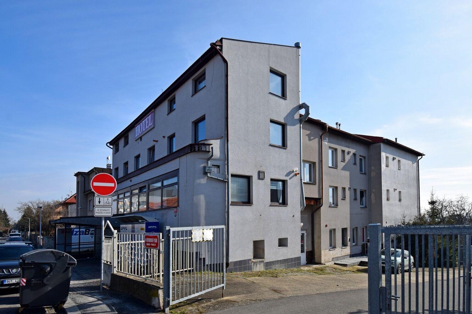 Útulné 1+kk po kompletní rekonstrukci 20 m2 Praha 6