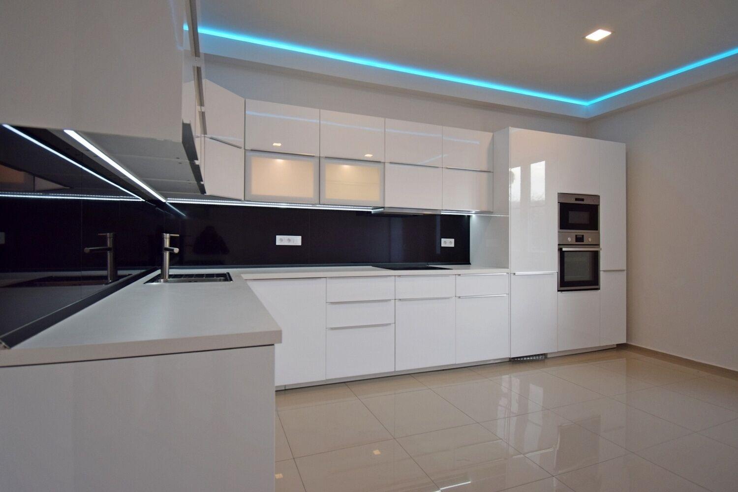 Atraktivní 4+kk s terasou 107 m2, Praha 5 – Smíchov