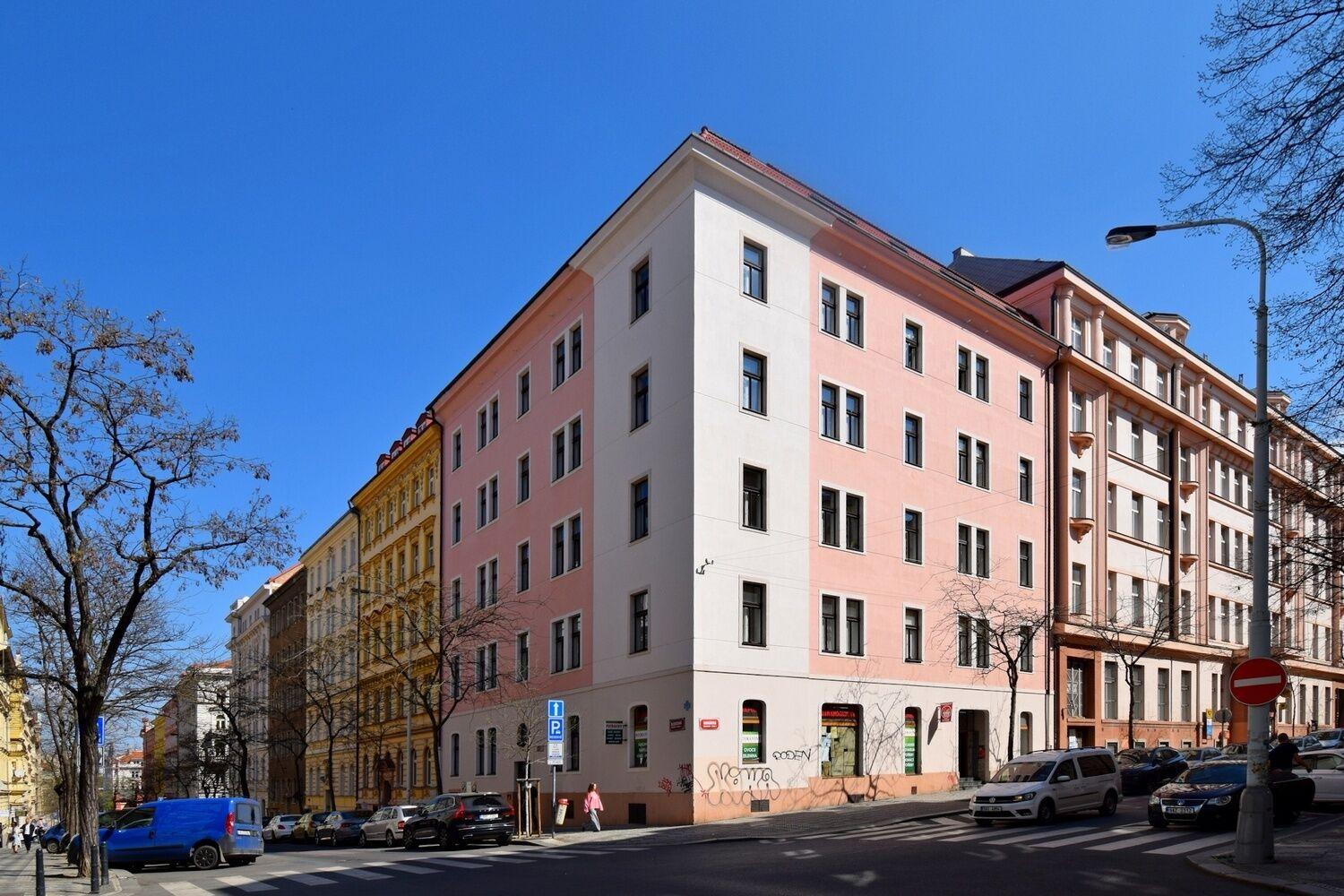 Zajímavé bydlení blízko Riegrových sadů, Praha 2 - Vinohrady