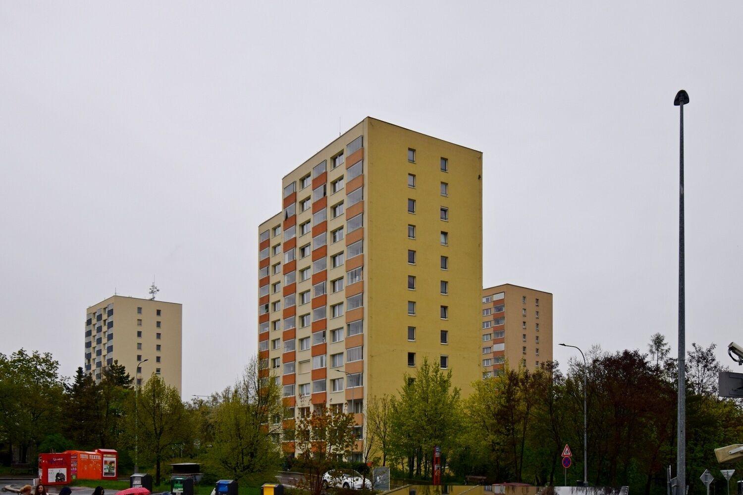 Kompletně zařízený 1+kk u metra, Praha 6 Vokovice