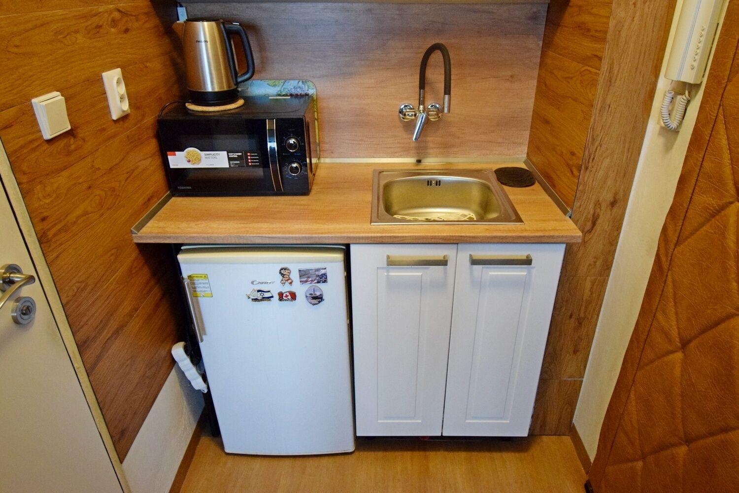 Kompletně zařízený 1+kk u metra, Praha 6 Vokovice