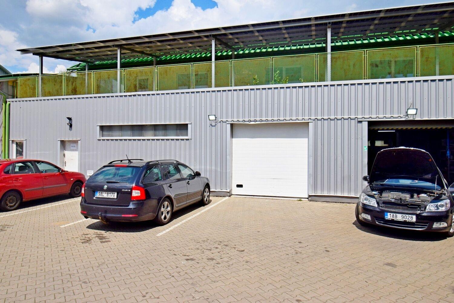Skladové prostory s příslušenstvím, 230 m2, Praha 9 - Letňany