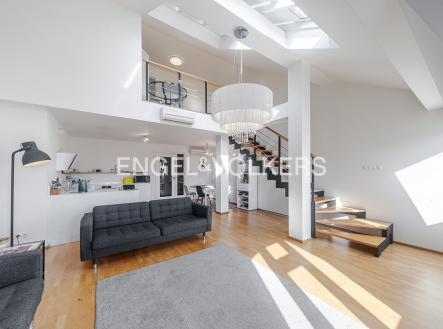 Pronájem bytu, 4+kk, 156 m²