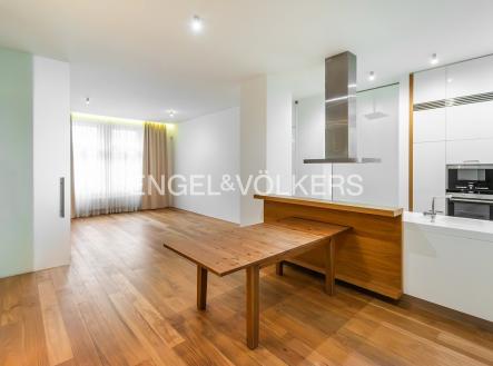 Pronájem bytu, 3+kk, 114 m²