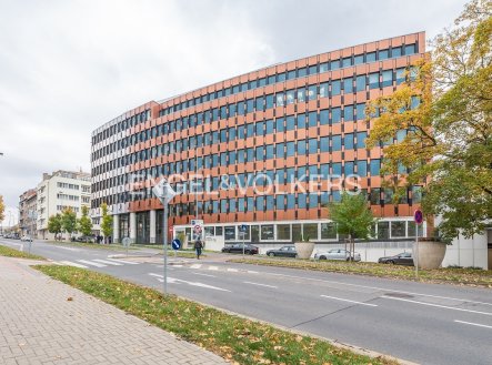Reprezentativní kanceláře na skvělé adrese