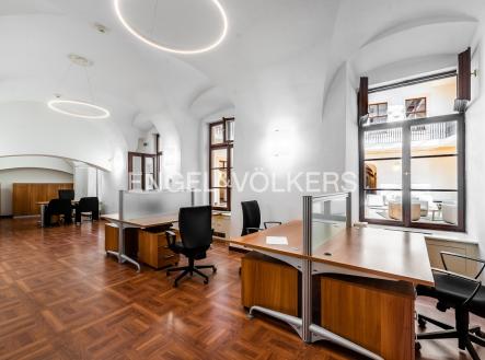 Pronájem kanceláře, 51 m²