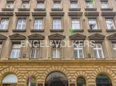 Pronájem obchodní prostory, 531 m²