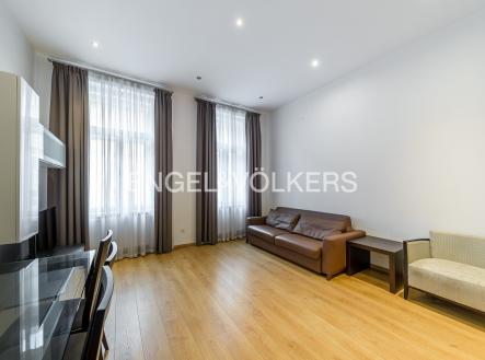 Pronájem bytu, 2+kk, 57 m² obrázek