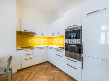 Pronájem bytu, 2+kk, 52 m²