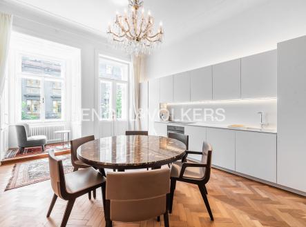 Pronájem bytu, 4+kk, 120 m²