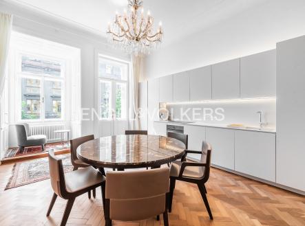 Pronájem bytu, 4+kk, 120 m²