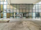 Pronájem obchodní prostory, 376 m²