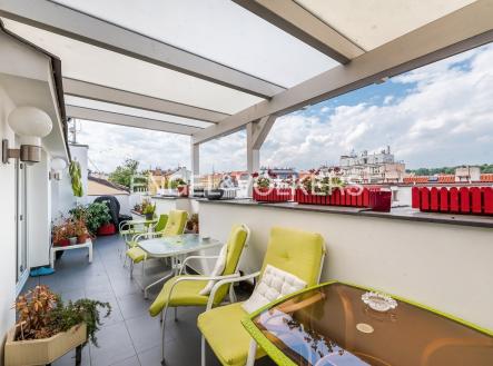 Pronájem bytu, 3+kk, 178 m²