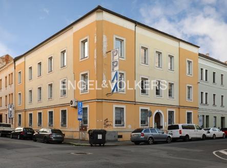 Pronájem kanceláře, 58 m²