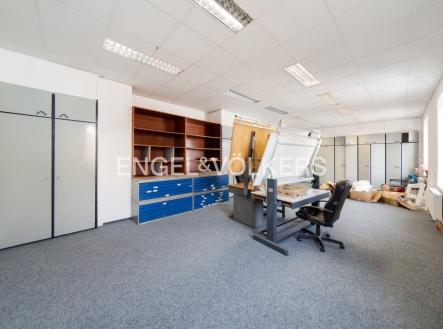 Pronájem kanceláře, 58 m²