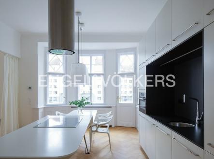 Pronájem bytu, 2+kk, 80 m²