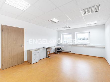 Pronájem kanceláře, 123 m²