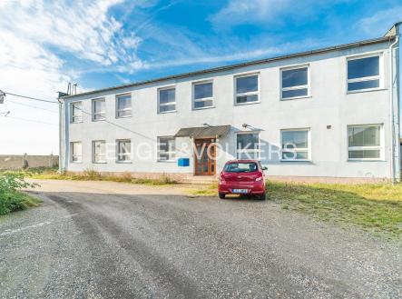 Pronájem komerčního objektu, sklad, 8 369 m²