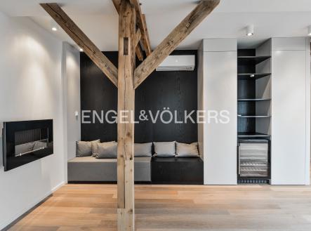 Pronájem bytu, 3+kk, 156 m²