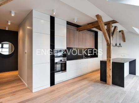 Pronájem bytu, 3+kk, 156 m²