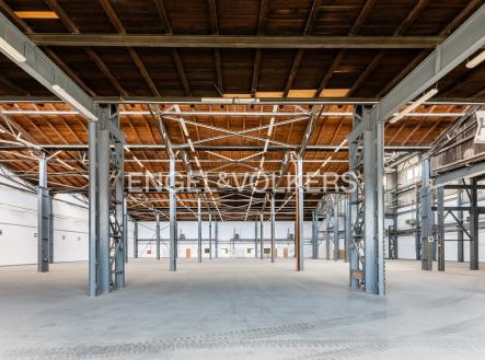 Pronájem komerčního objektu, sklad, 2 735 m²