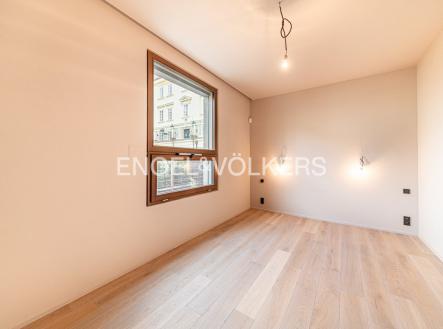 Prodej bytu, 2+kk, 93 m²