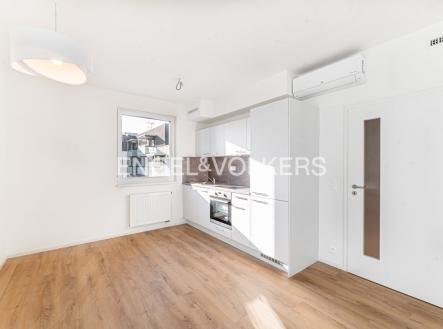 Pronájem bytu, 2+kk, 52 m²