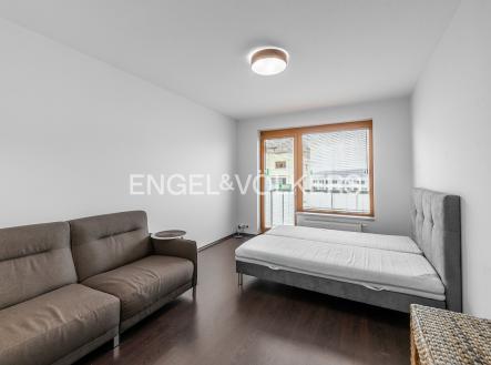 Pronájem bytu, 1+kk, 32 m² obrázek