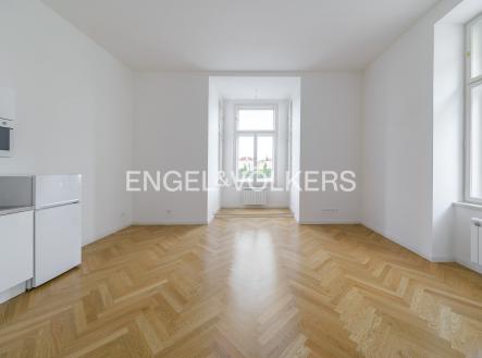 Pronájem bytu, 1+kk, 42 m²