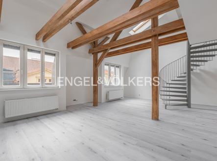 Pronájem bytu, 4+kk, 120 m² obrázek