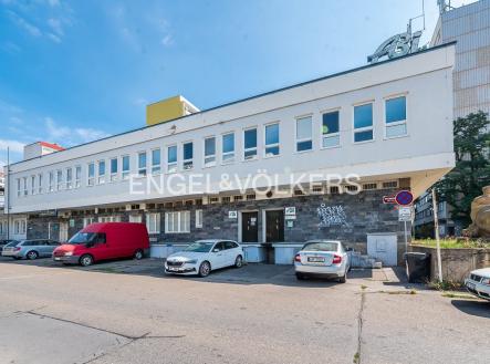 Pronájem kanceláře, 340 m² obrázek