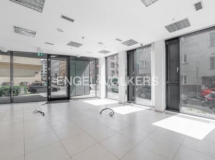 Pronájem obchodní prostor, 114 m²