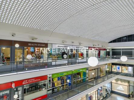 Pronájem obchodní prostor, 62 m²