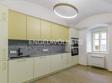 Pronájem bytu, 1+kk, 43 m²