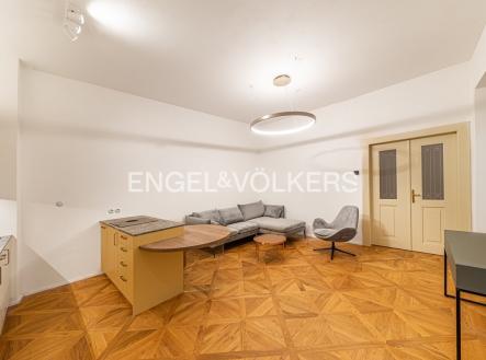 Pronájem bytu, 2+kk, 48 m²
