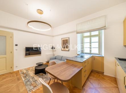 Pronájem bytu, 2+kk, 39 m²
