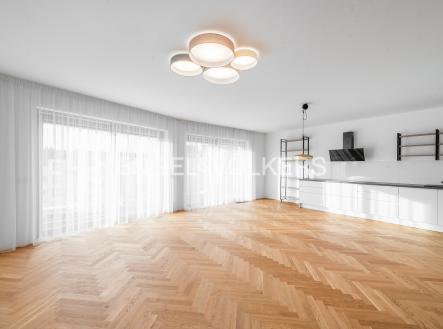 Pronájem bytu, 3+kk, 119 m²