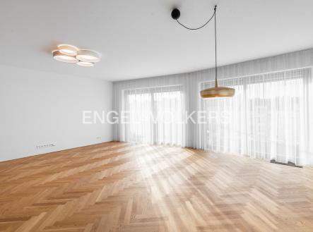 Pronájem bytu, 3+kk, 119 m²