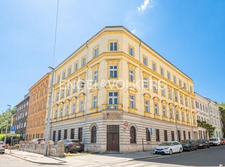 Pronájem restaurace, 642 m²