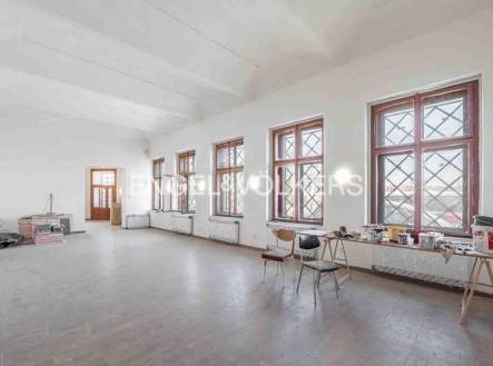 Pronájem restaurace, 642 m²