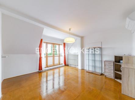 Pronájem bytu, 3+kk, 112 m²