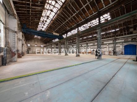 Pronájem komerčního objektu, sklad, 2 521 m²