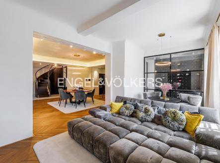 Prodej bytu, 2+kk, 165 m²