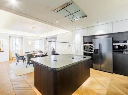 Prodej bytu, 2+kk, 165 m²