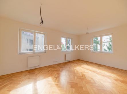 Pronájem bytu, 2+kk, 71 m²