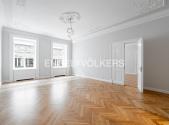 Pronájem kanceláře, 376 m²