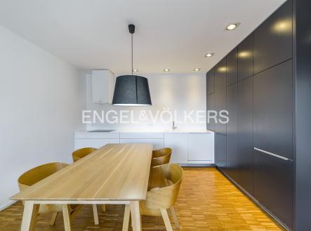 Pronájem bytu, 3+kk, 85 m²