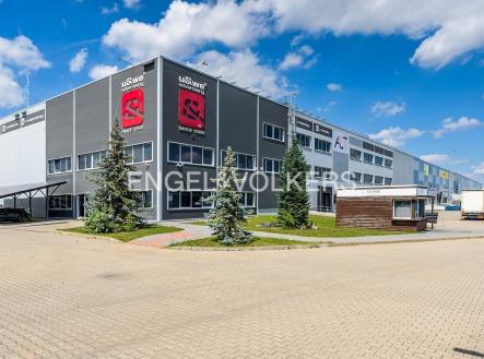 Pronájem komerčního objektu, sklad, 1 215 m² obrázek
