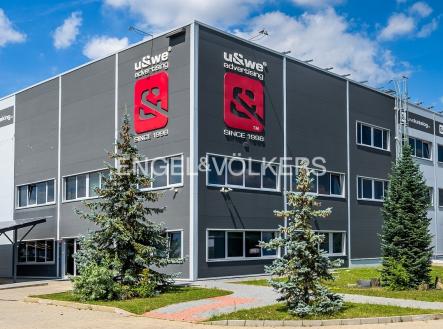 Pronájem komerčního objektu, sklad, 1 215 m²